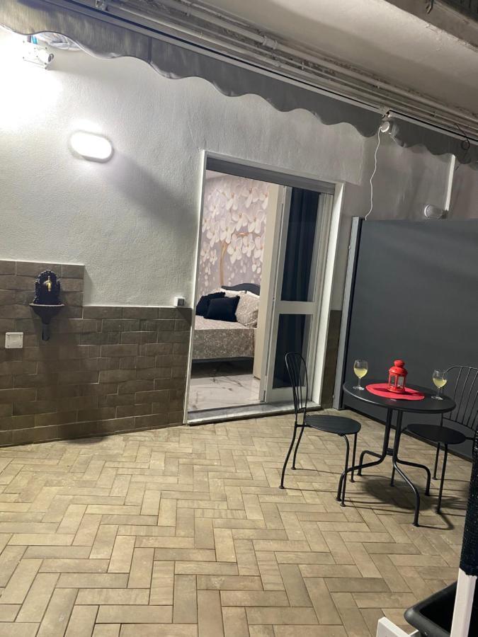 ホテル Terrazza Annunziata ナポリ エクステリア 写真
