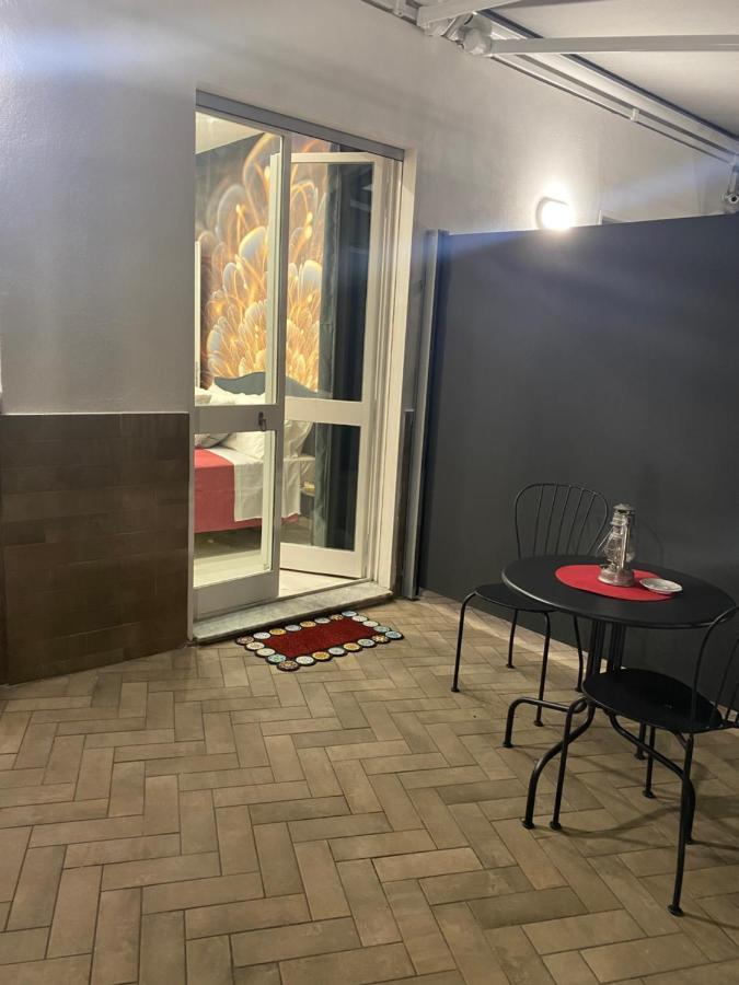 ホテル Terrazza Annunziata ナポリ エクステリア 写真