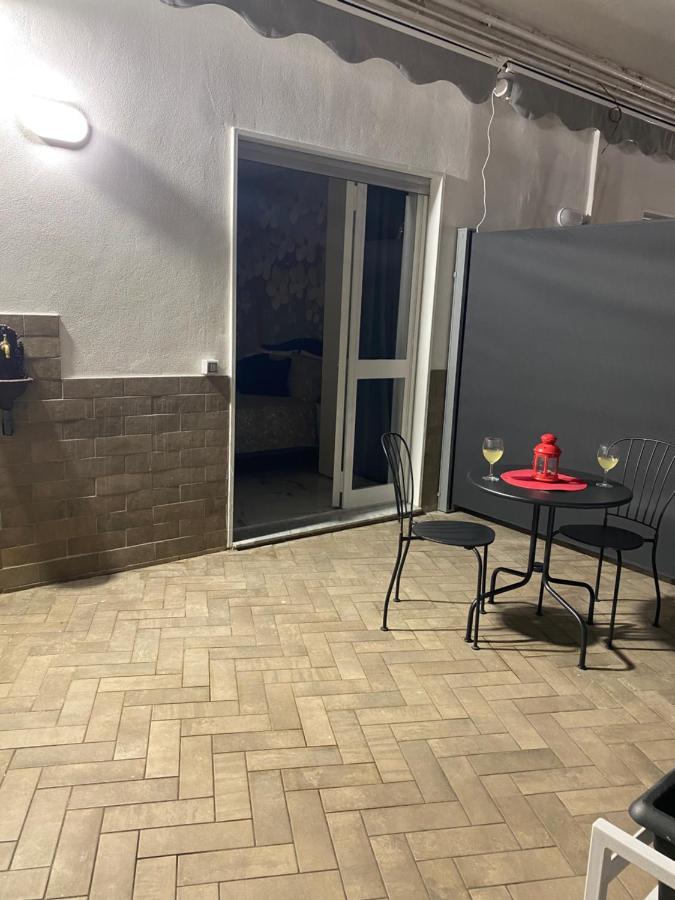 ホテル Terrazza Annunziata ナポリ エクステリア 写真