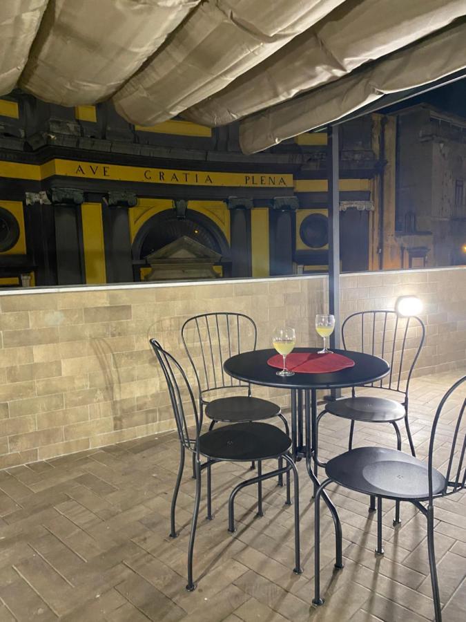 ホテル Terrazza Annunziata ナポリ エクステリア 写真